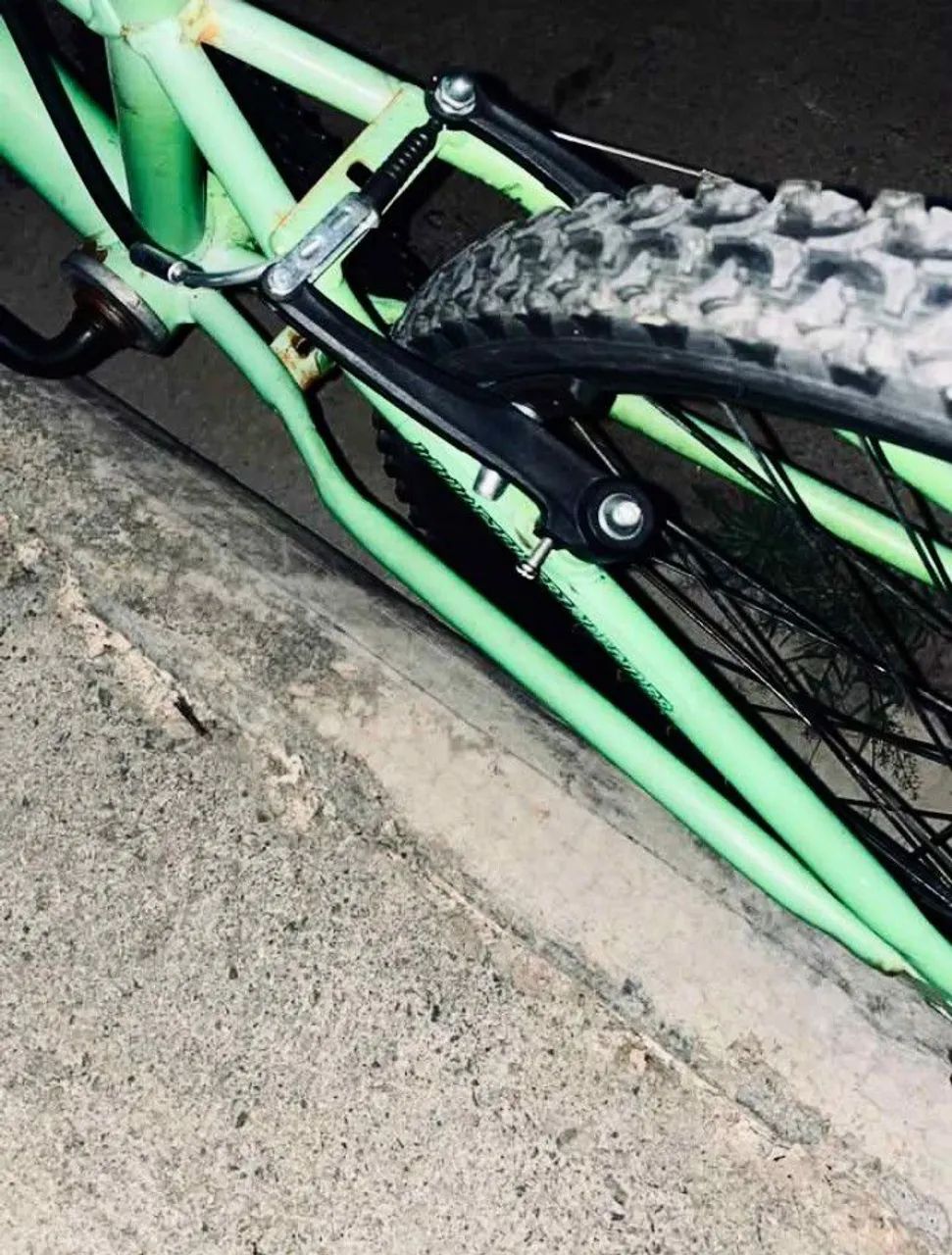 Bicicleta  - Foto 3