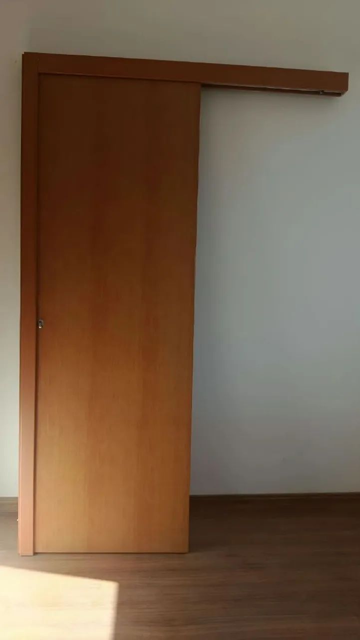 Porta de correr nova - R$ 300,00