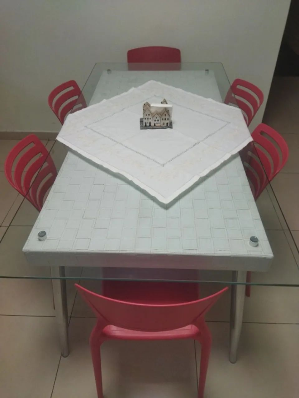 Mesa com 6 cadeiras - Foto 2
