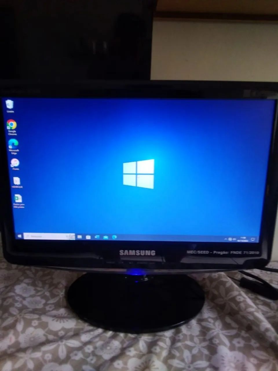 Monitor Samsung 19 polegadas LCD widescreen. - Foto 2