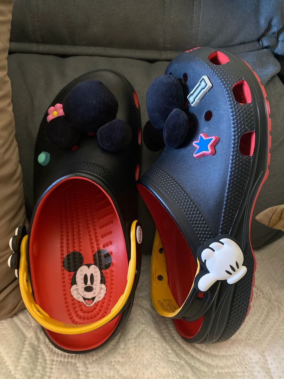 Chinelo crocs Michey  - Foto 3