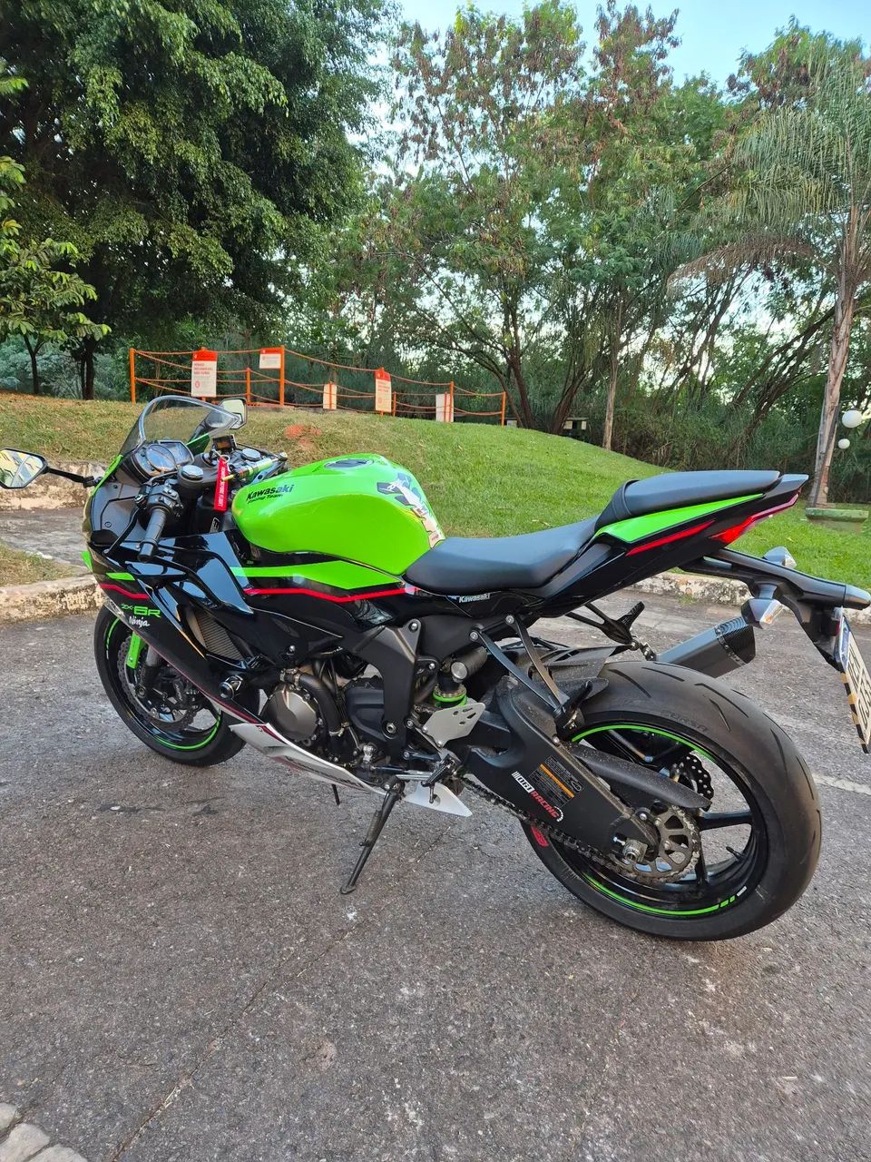 Kawasaki Zx-6r 636cc 2021 - 1500786441 | OLX