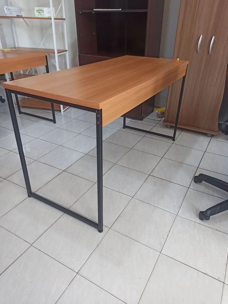 Mesa de 1.36m industrial  - Foto 3