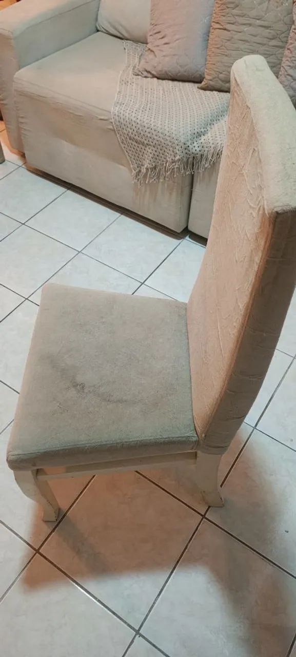 4 Cadeiras para sala jantar 