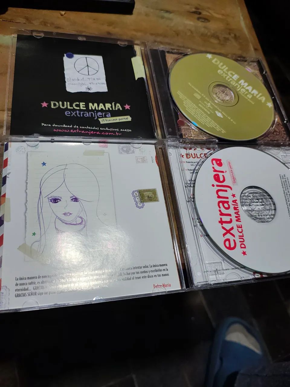 Dulce Maria  " estrangeira"  - Foto 3
