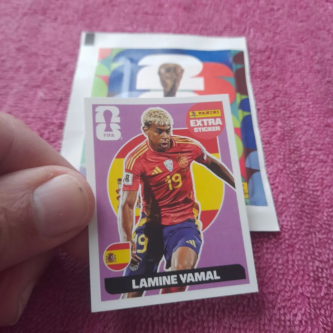 Pacotinho de figurinhas + 1 figurinha extra LAMINE YAMAL - Foto 3