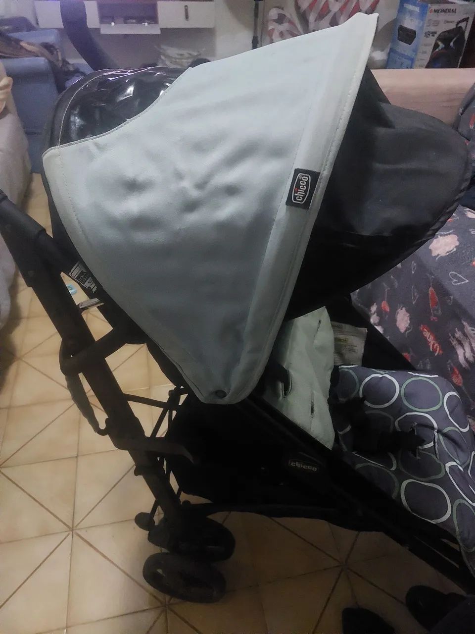 VENDO CARRINHO DE BEBÊ CHICCO LITEWAY  - Foto 6