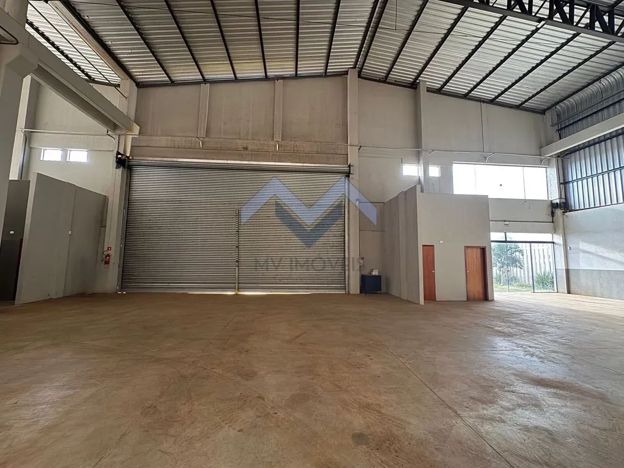 ÚLTIMO DISPONÍVEL / Comercial/Logístico com 2.100m² na BR- - Foto 5