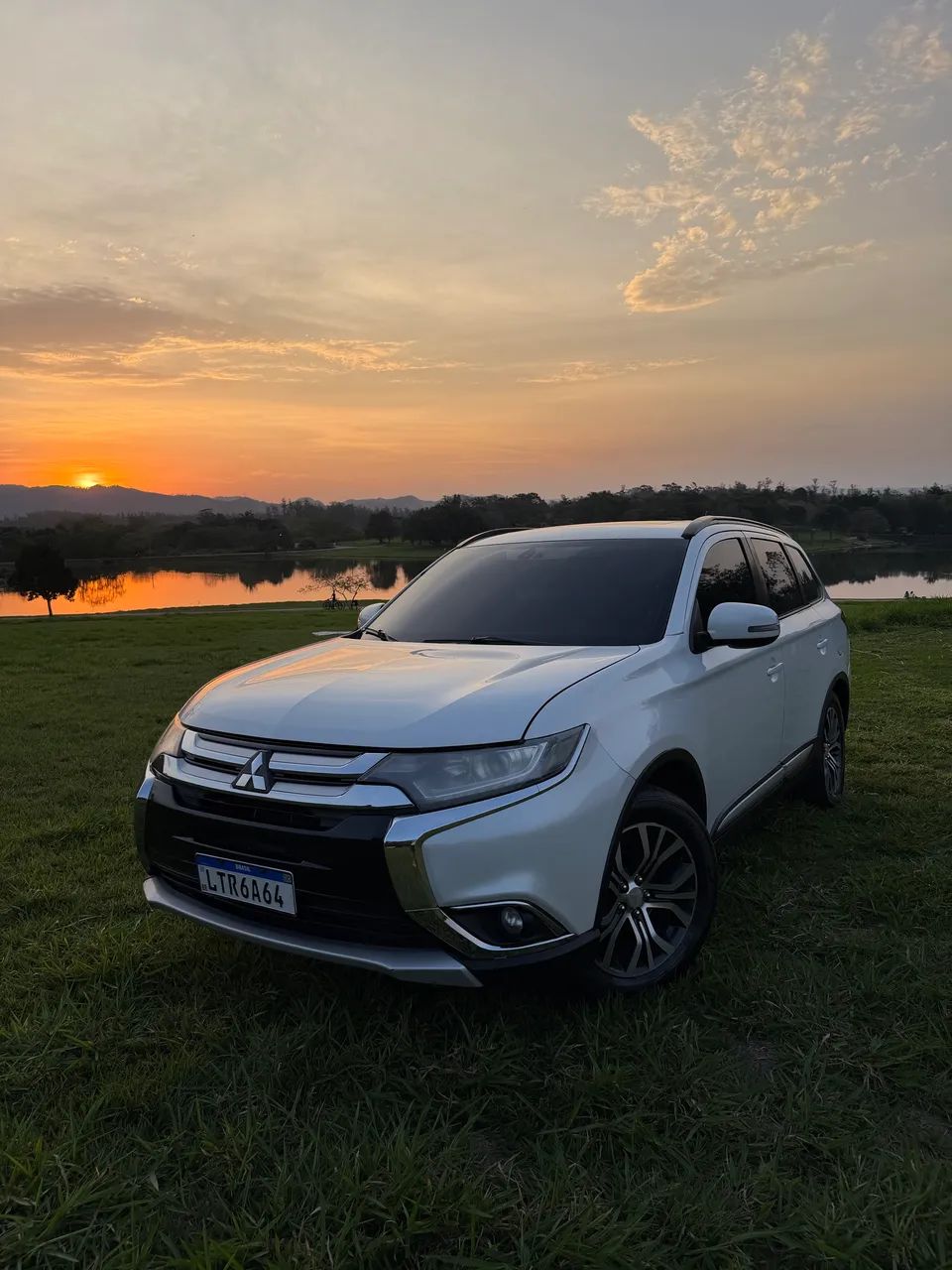 Mitsubishi Outlander OUTLANDER 2.0 16V 160cv Aut. 2016