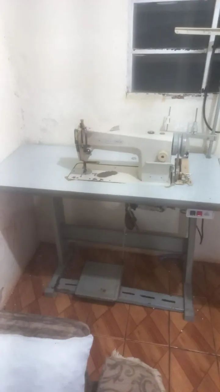Máquina reta troco por notebook