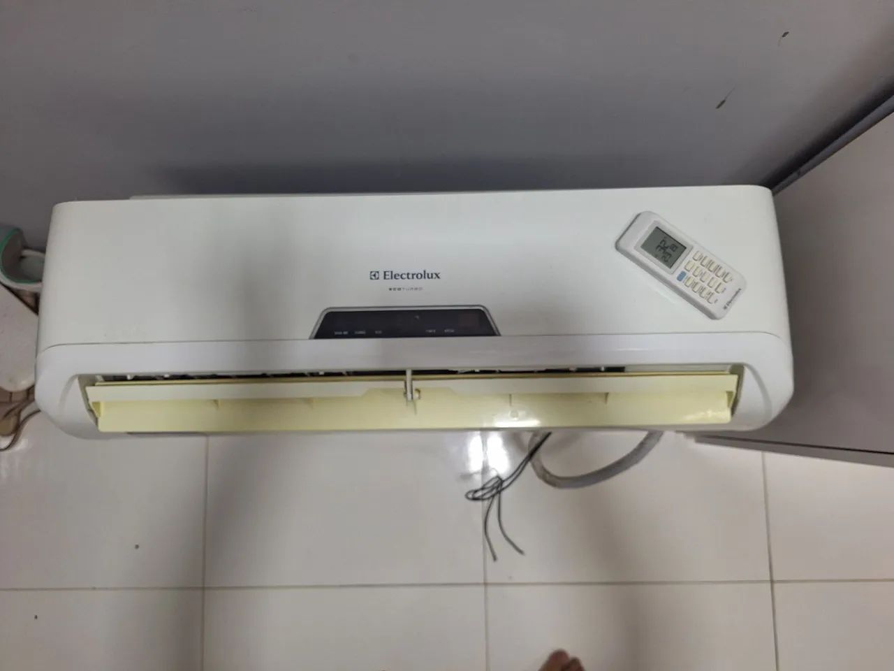 AR CONDICIONADO ELETROLUX 9000