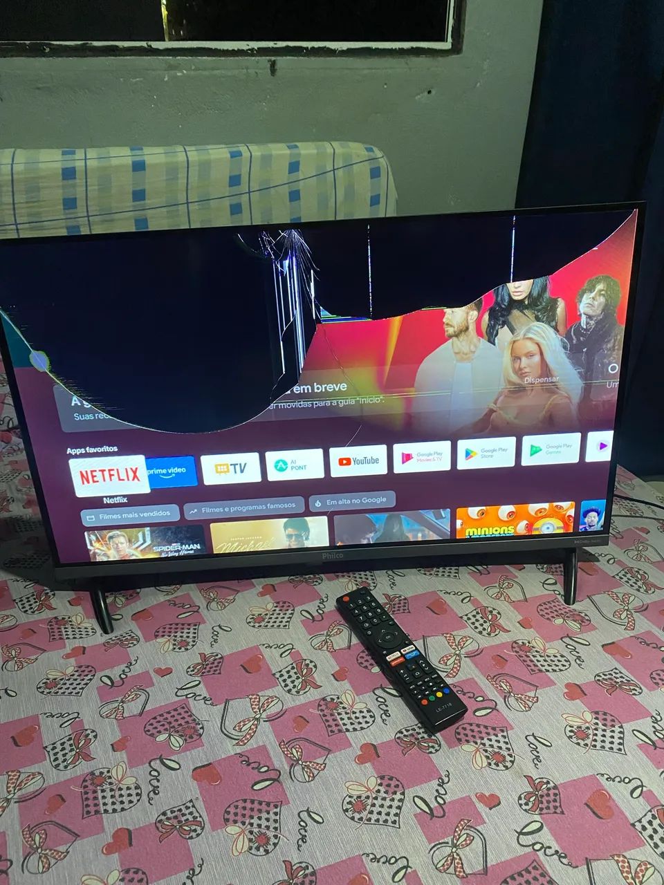 Tv com defeito na tela