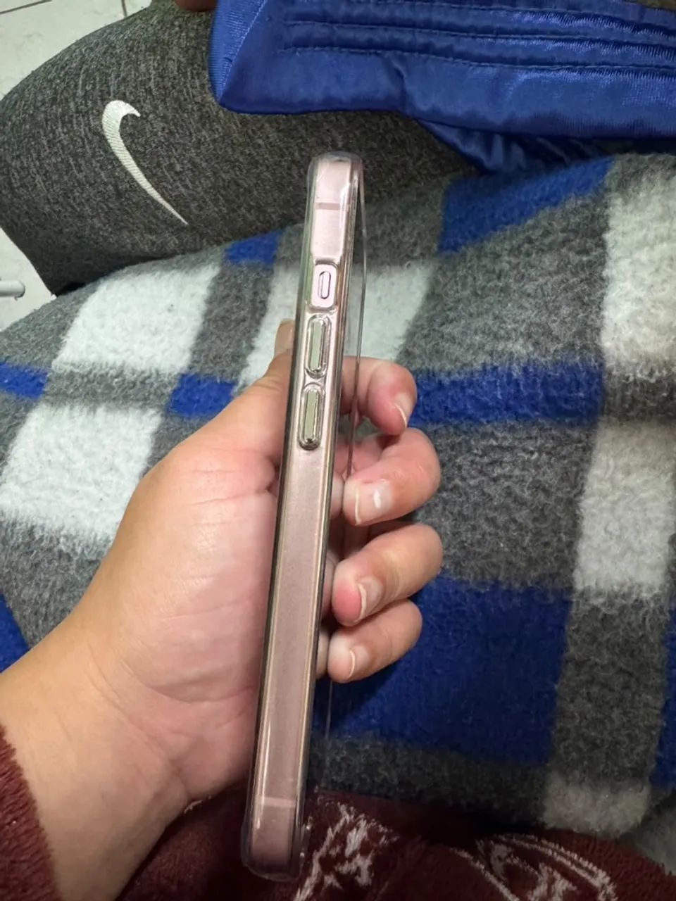 iPhone 15 rosa  - Foto 5