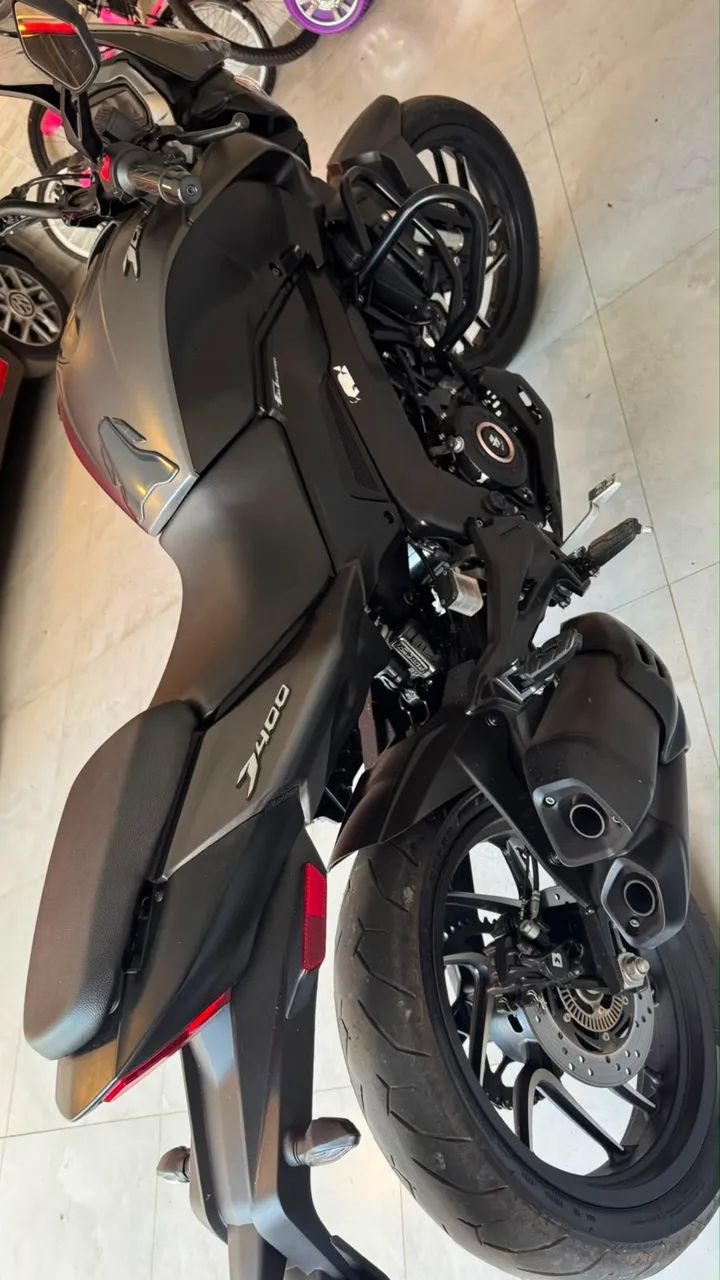 Bajaj Dominar 400