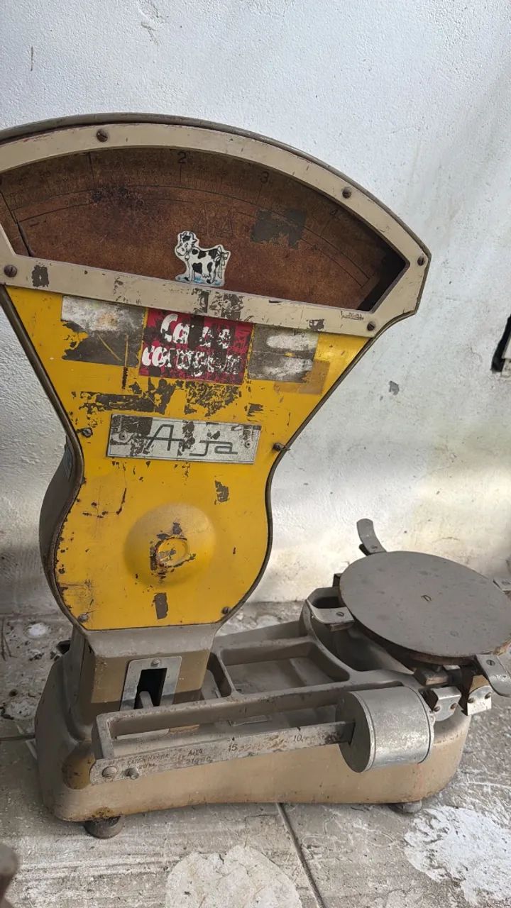balança mecânica comercial antiga da marca Alfa - Foto 4