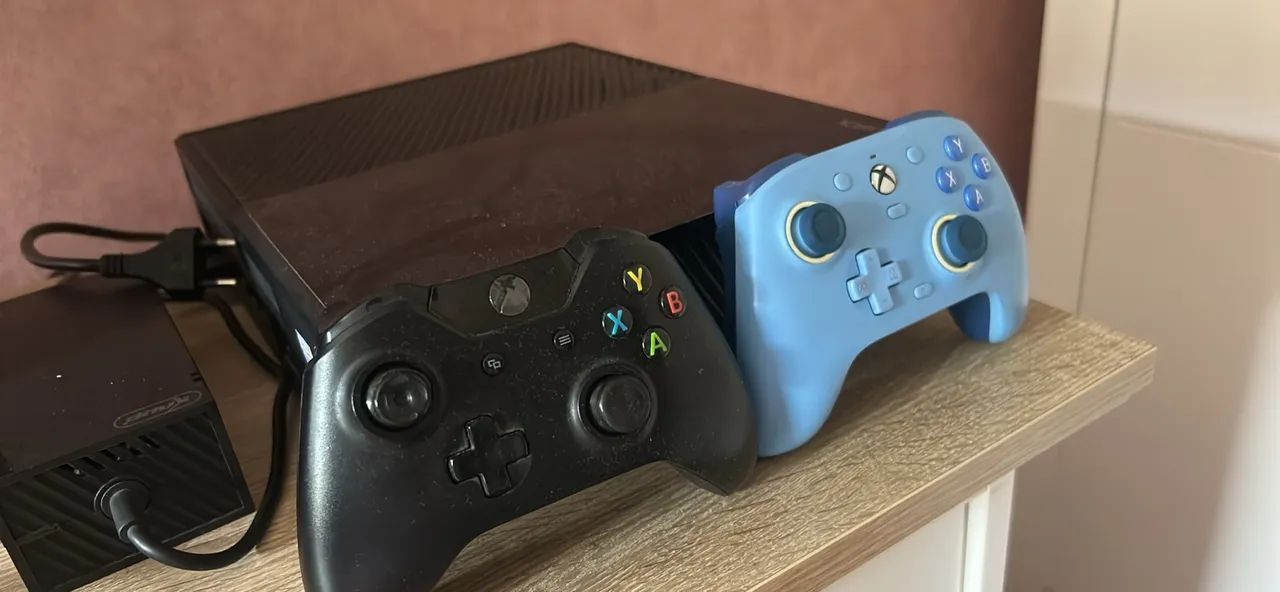 Xbox one perfeito 512 gb