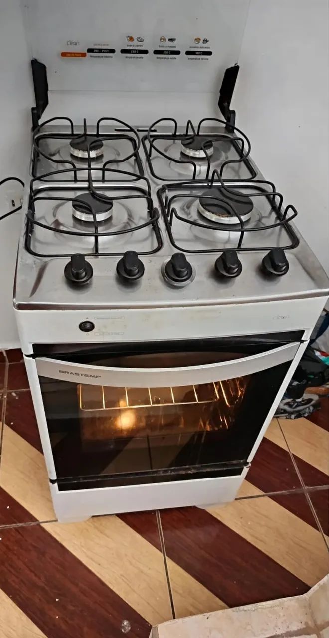 Fogão Brastemp Clean 4 bocas 
