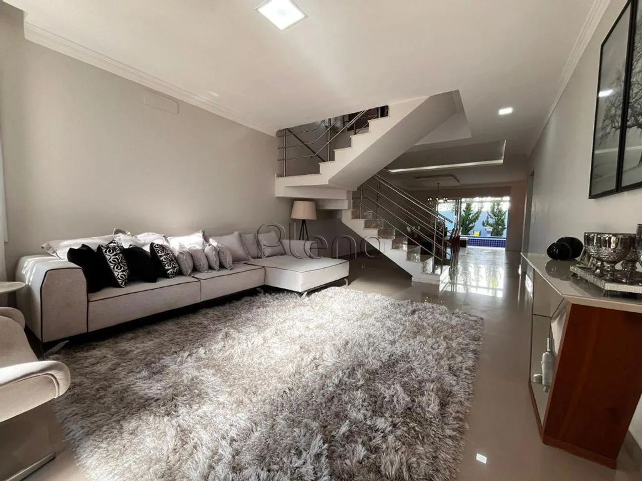 Sobrado à venda em Campinas, Swiss Park, com 5 suítes, com 331 m²