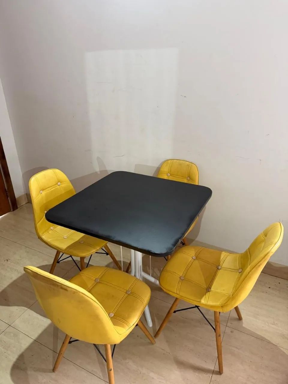 MESA JANTAR + CADEIRAS EIFFEL ESMES - FAÇO ENTREGA. - Foto 4