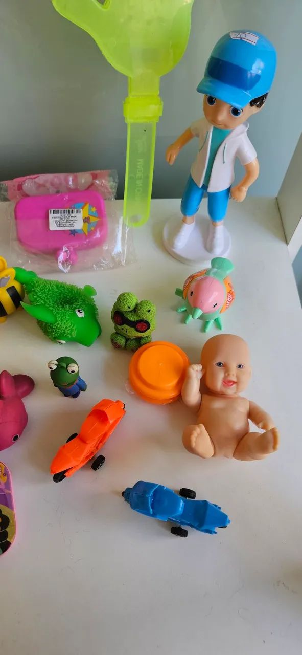 Lote de brinquedos variados - Foto 5