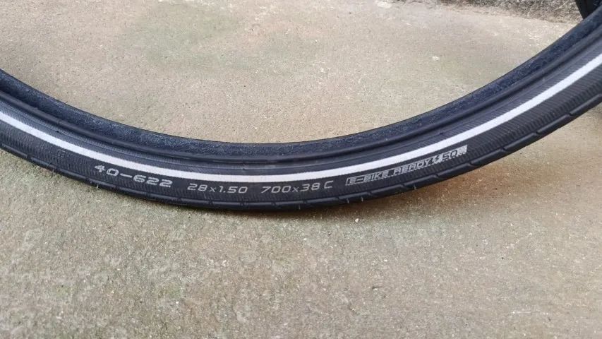 Pneus Schwalbe Marathon Plus 700 x 38C - Foto 3