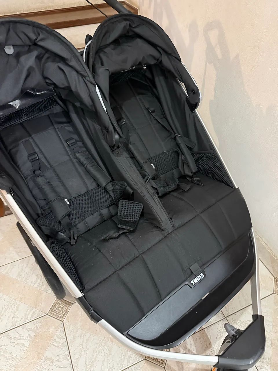 Carrinho Gêmeos trule semi novo  - Foto 2