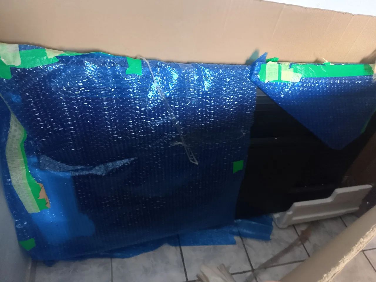 Doação de duas Smartv 70 e 43 polegadas para tirar peças  - Foto 4