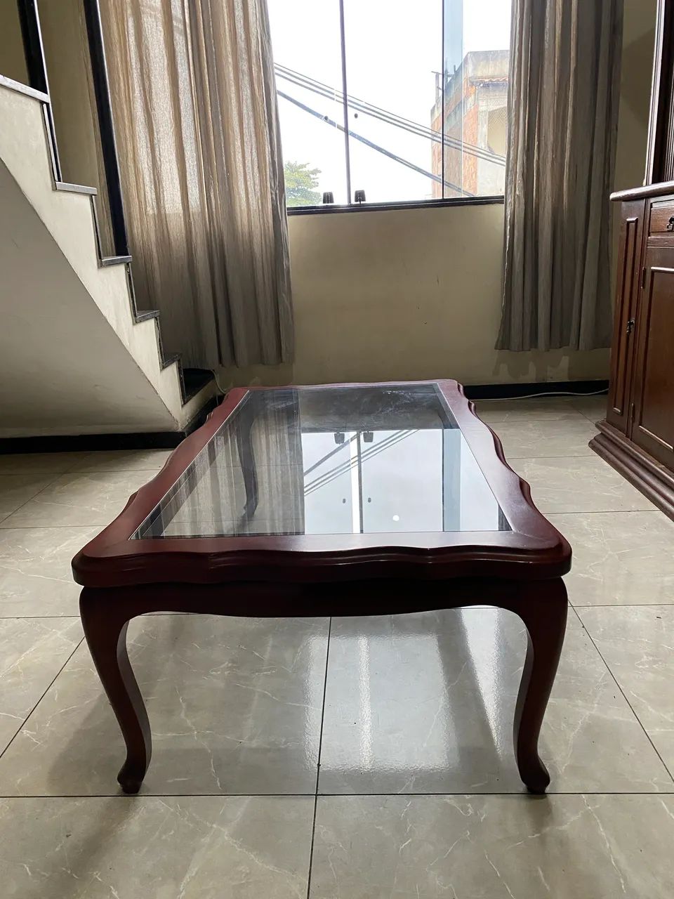 Mesa de centro em mogno em perfeito estado  - Foto 2