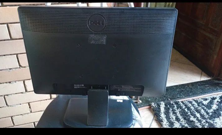 Monitor Dell Led 18,5 polegadas - Foto 2