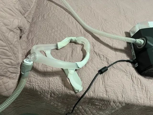 Cpap semi novo, com máscara - Foto 2