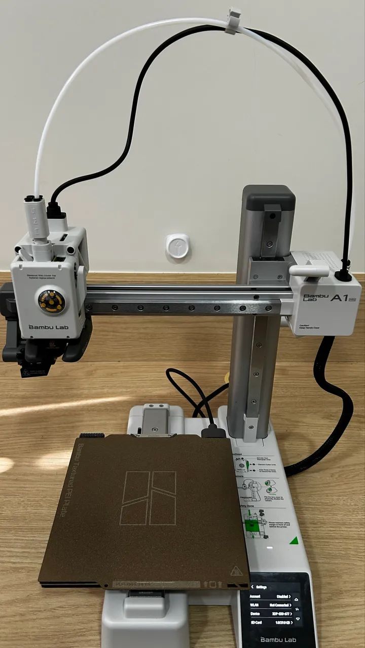 Bambu Lab A1 Mini sem uso