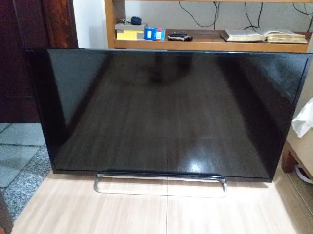 Televisão Sony de 40 polegadas tela fina de cristal com um pequeno defeito. - Foto 3
