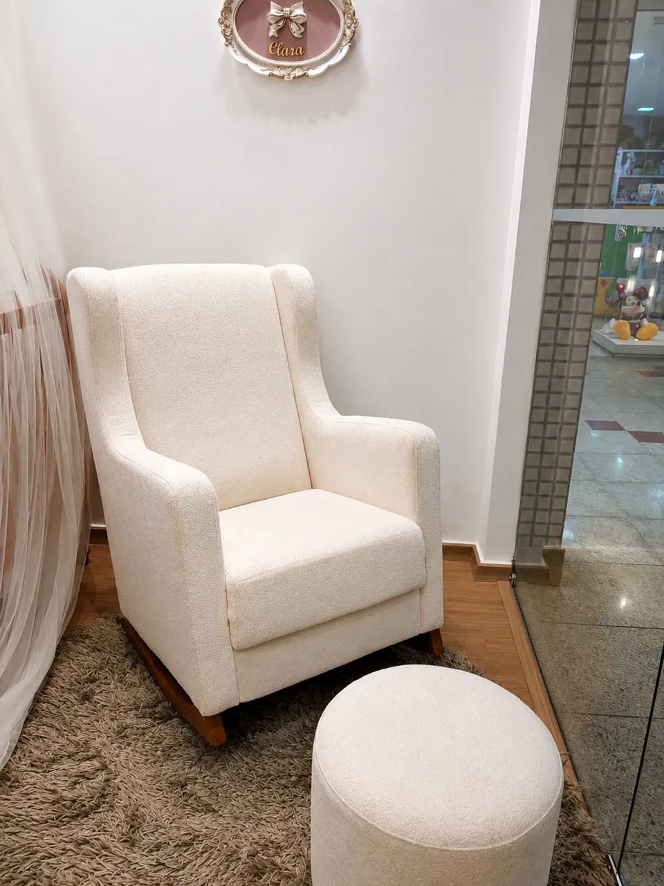 Poltrona de amamentação e decoração com balanço  - Foto 2