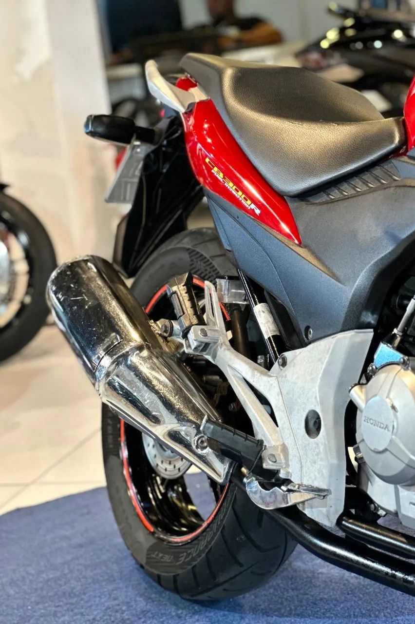 Honda - CB 300R 2012 - Foto 8
