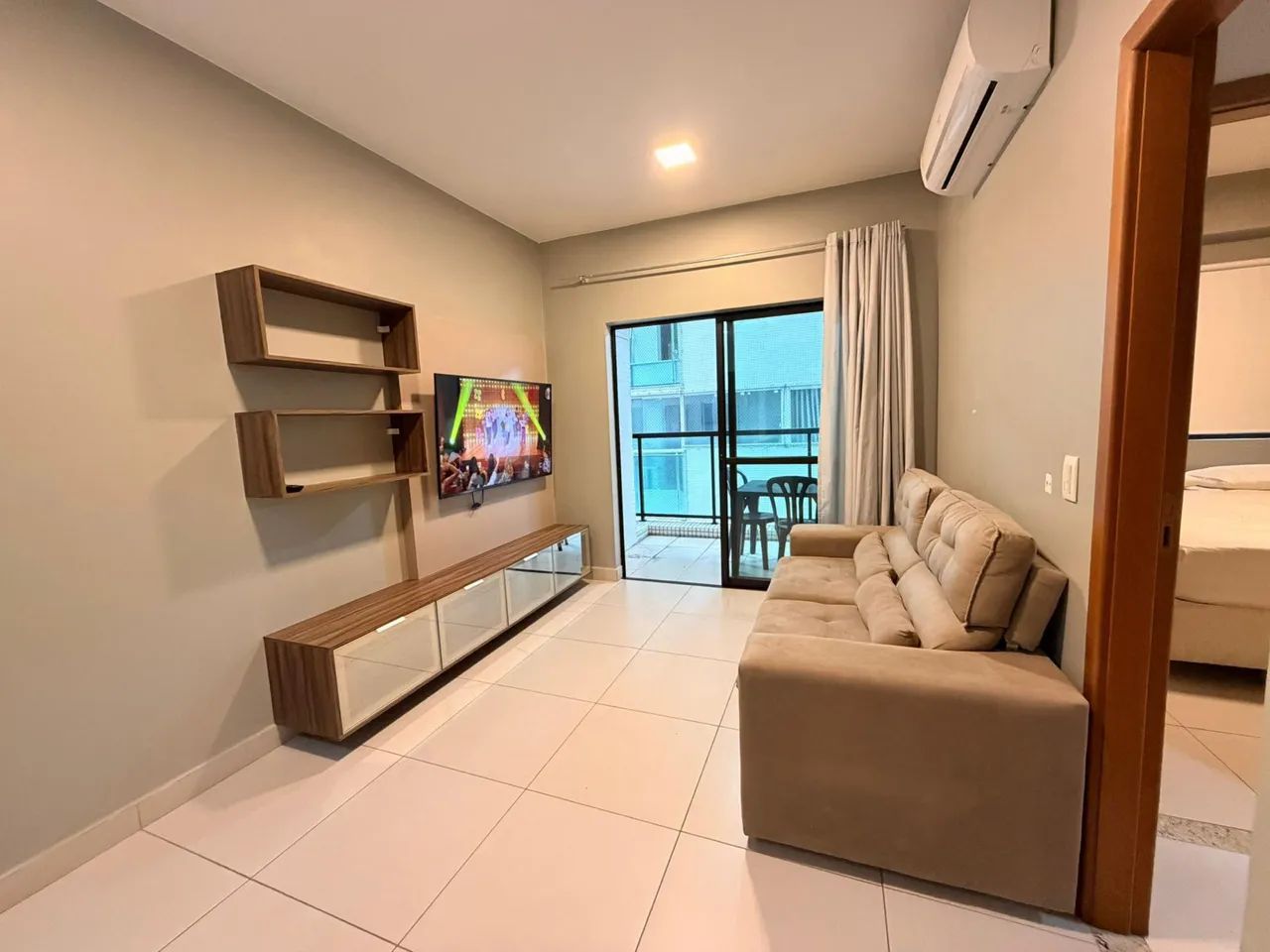 Apto de luxo Mobiliado com sacada nas docas - Foto 5
