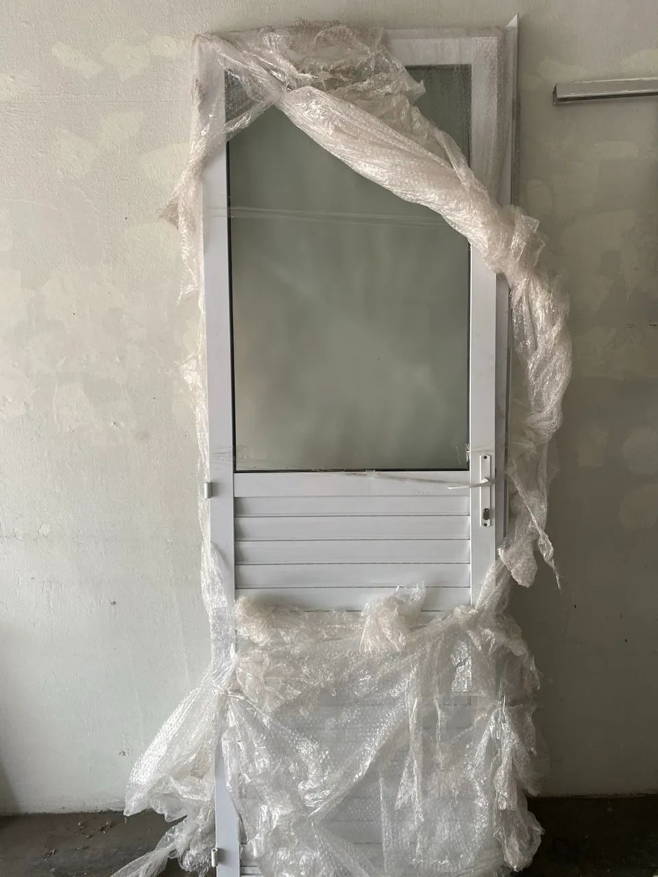 Porta em alumínio 