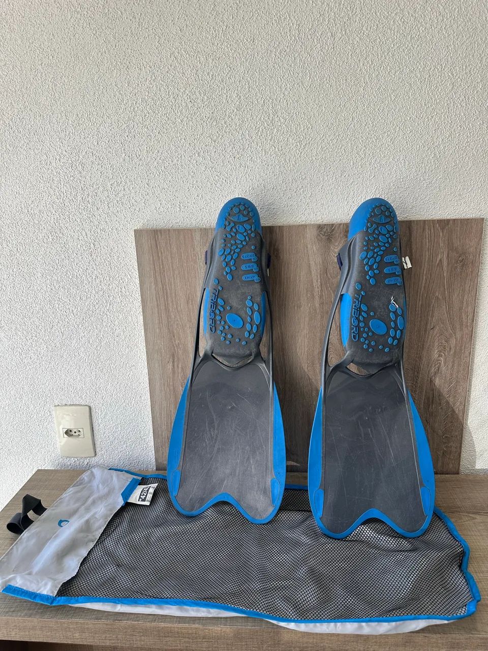 nadadeira decathlon tribord italiana pé de pato difícil achar esse número Campinas cambuí  - Foto 3