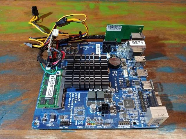 Placa Mãe Itx Com Processador Celeron J1800 + 4gb + Fonte