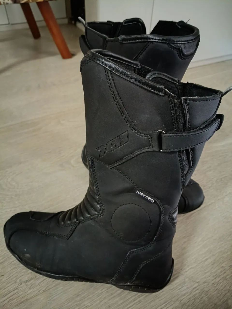 Bota de cano longo em microfibra  - Foto 3