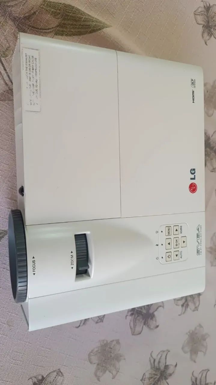 Projetor Multimídia LG, modelo BE325-SP usado, funciona perfeito  - Foto 5