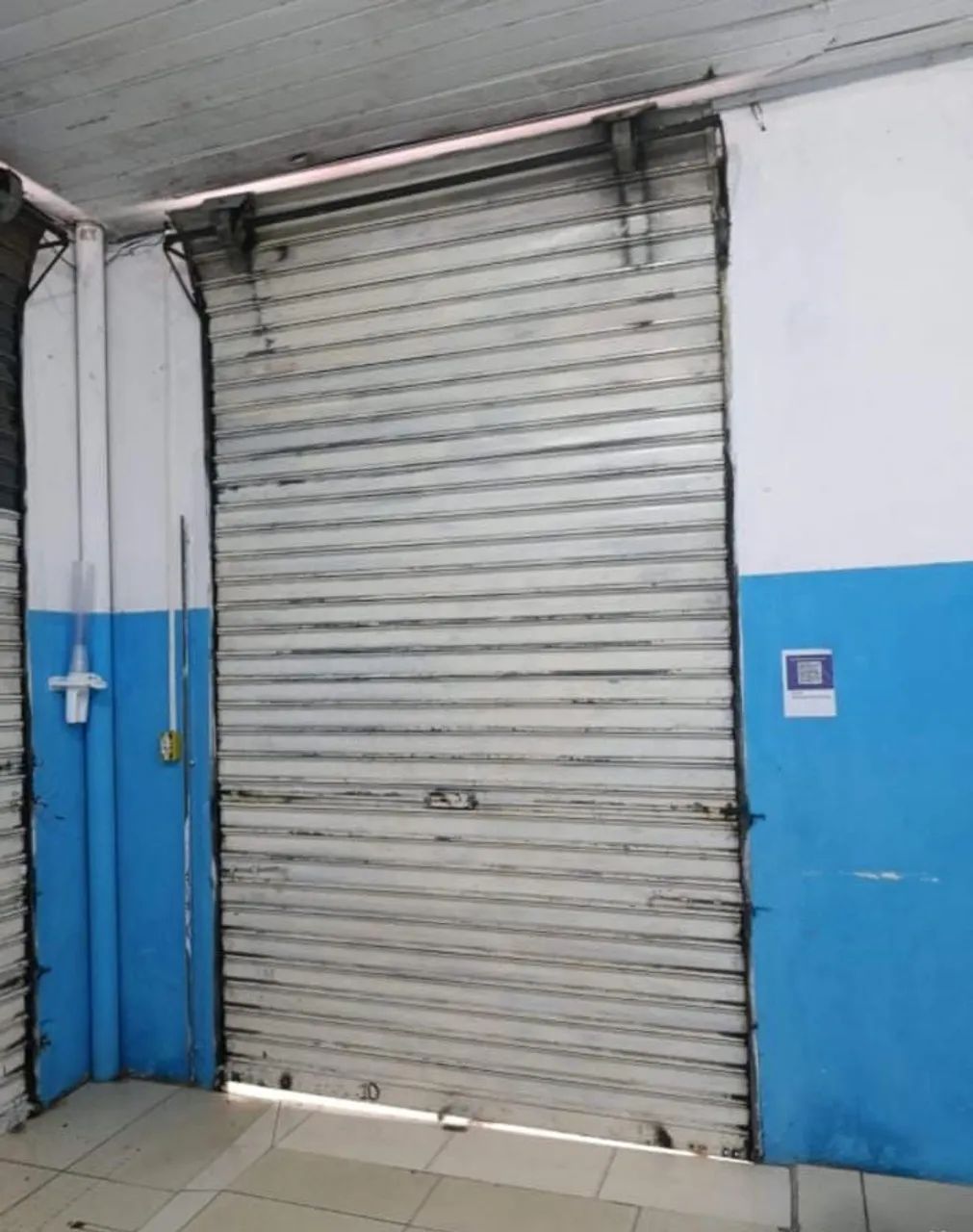 Vende-se porta de rolo