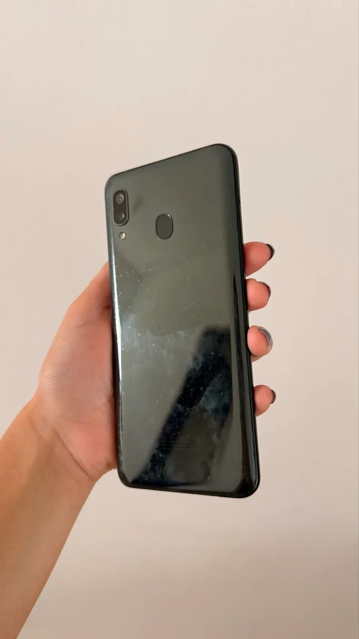 Samsung Galaxy A20 - Foto 4