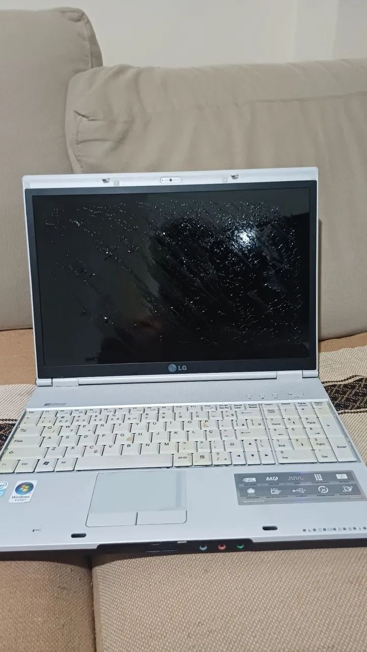 Notebook LG E500 para retirada de peças ou concerto