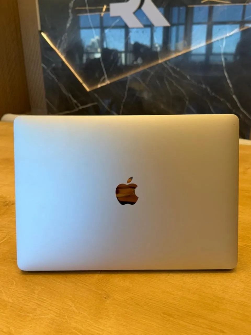 MacBook Pro 2017 13" i5 8gb 120gb