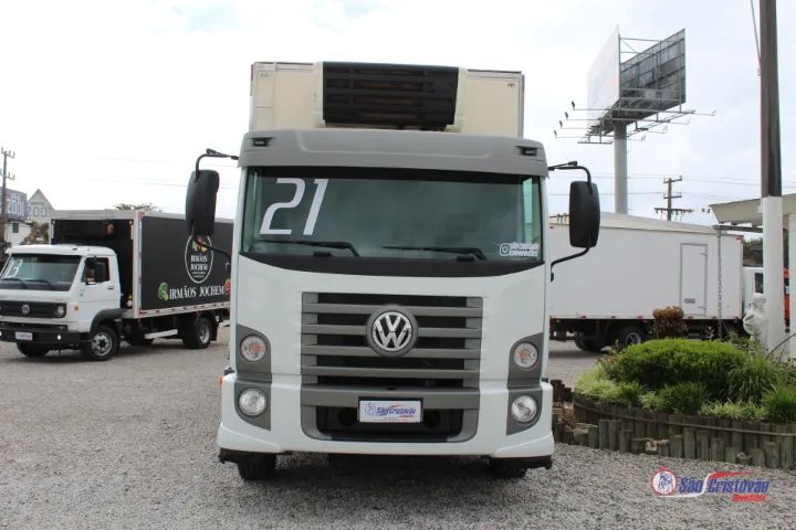Vw 14-190 com bau frio - Foto 3