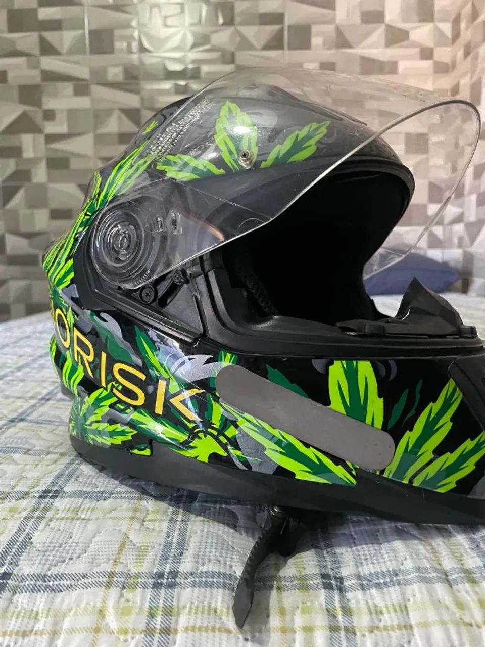Capacete norisk 