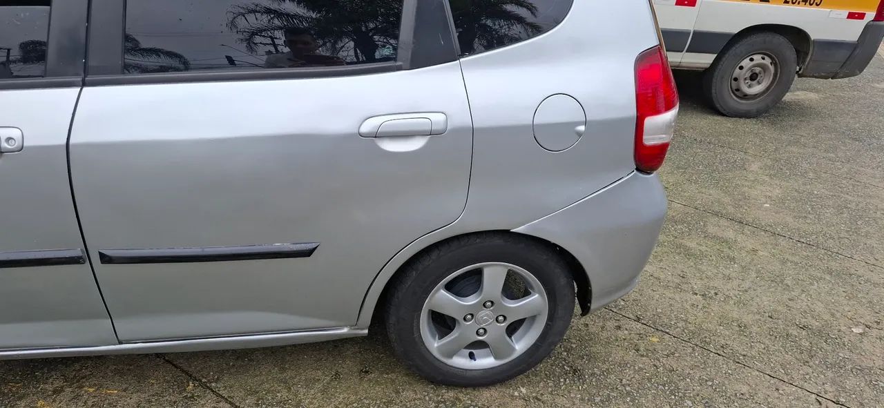 Honda Fit EX/ S 1.5/ EX 1.5 Flex 16V 5P Mec. 2005