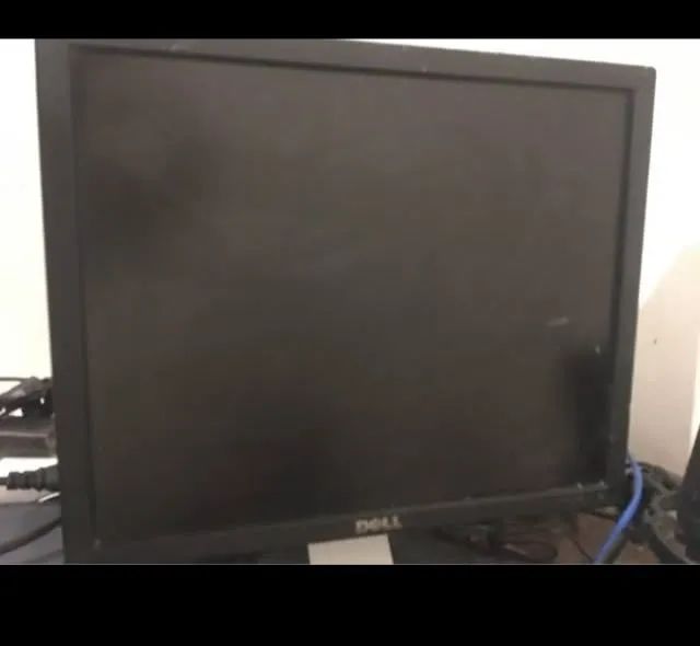 Monitor Dell funcionando perfeitamente
