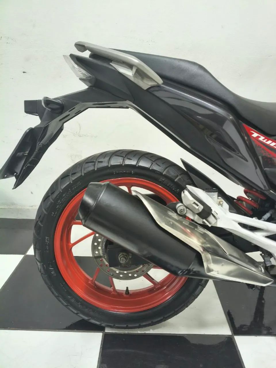 CB 250 Twister 2020 - Foto 2