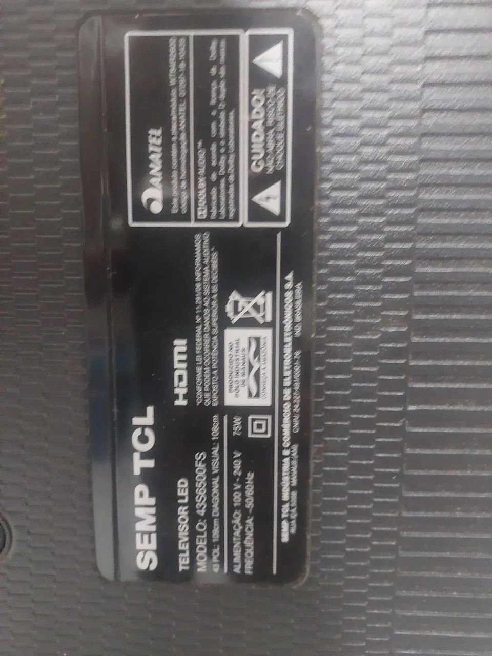 Duas TVs com defeito na tela  - Foto 2